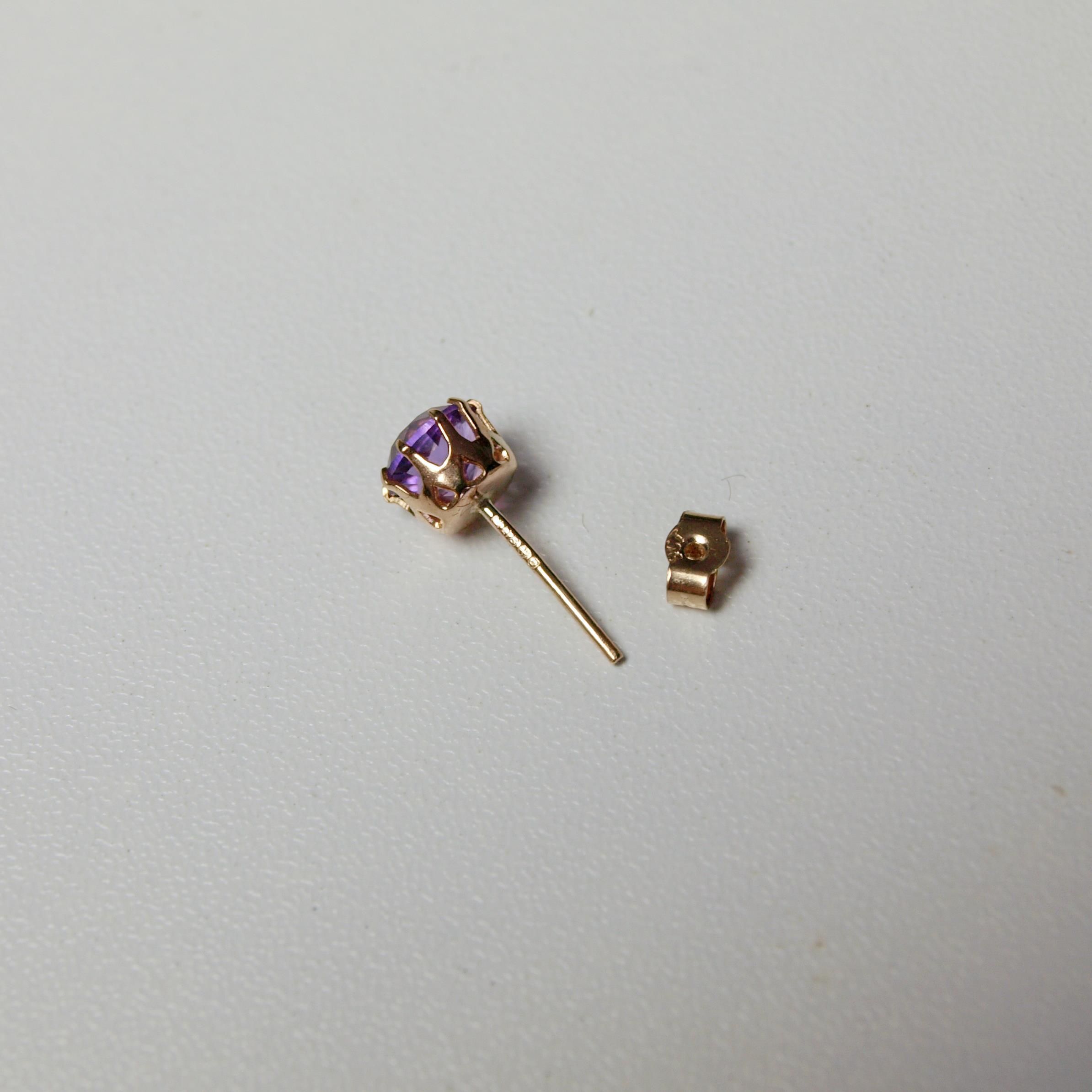 How to Tell if Jewellery Is Truly Vintage