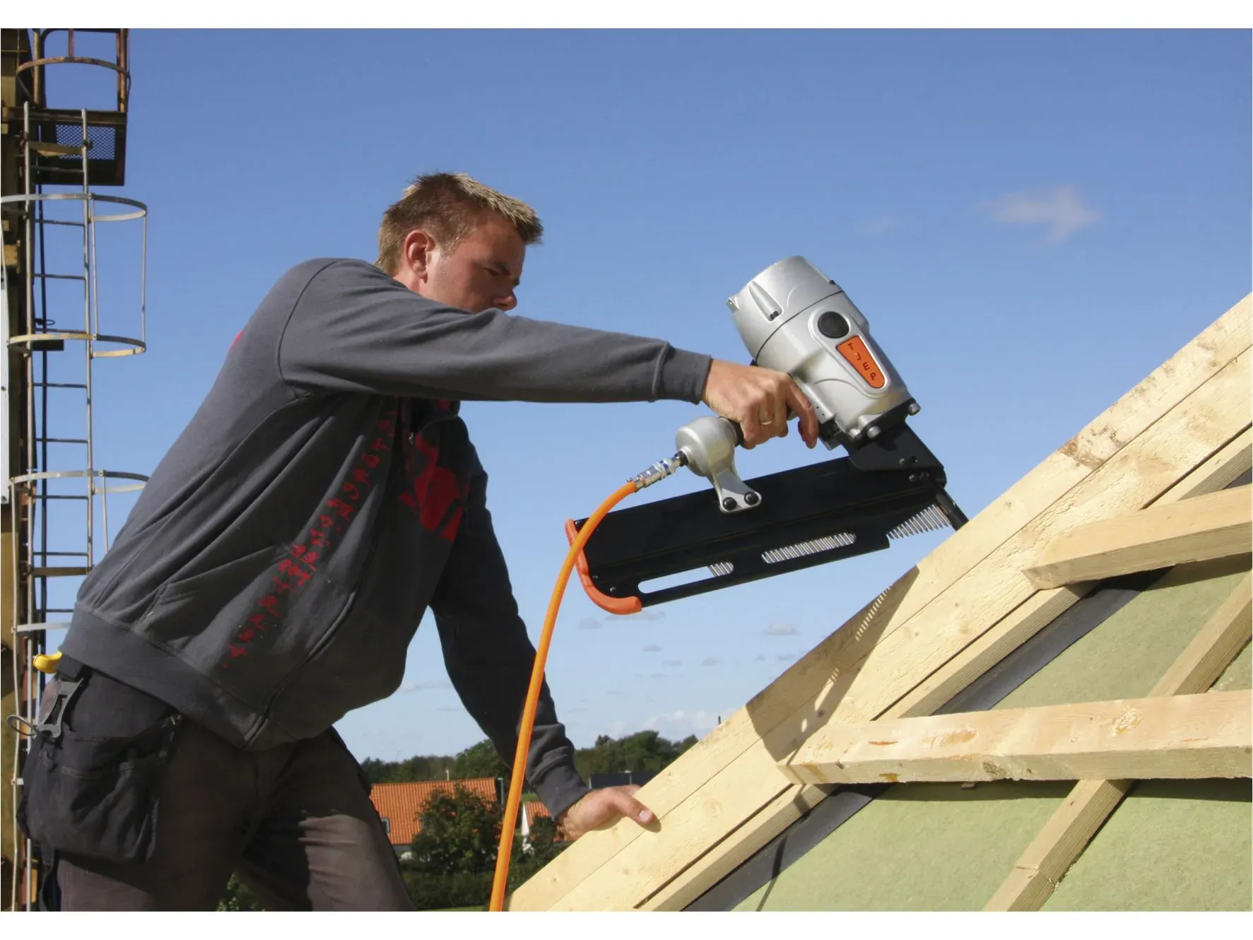 Streifennagler für Dachbau, Holzbau, Schalung und Palettenbau