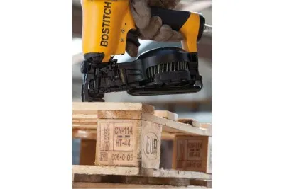 Bostitch Coilnagler mit Kontaktauslösung für Paletten, Kisten und Holzverpackungen