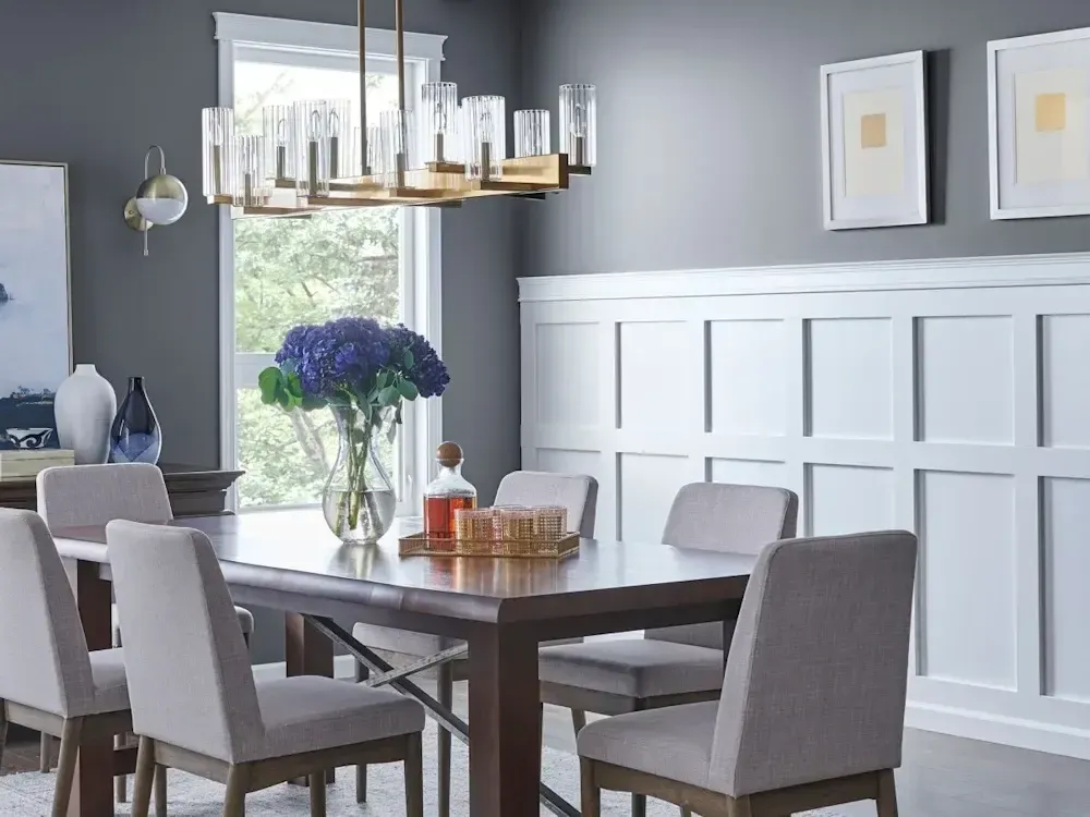Moulding in a finished room
