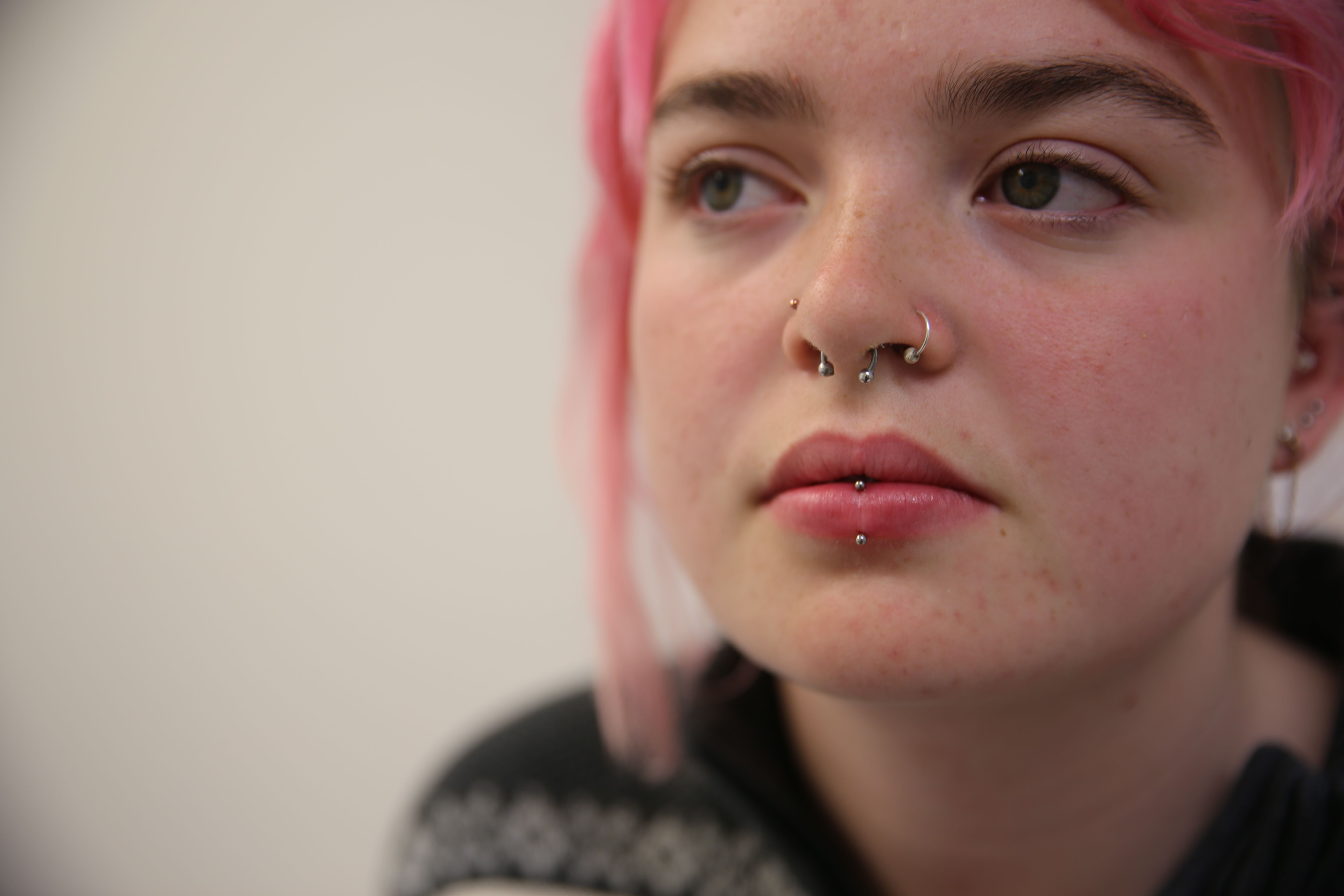 Vertical Labret