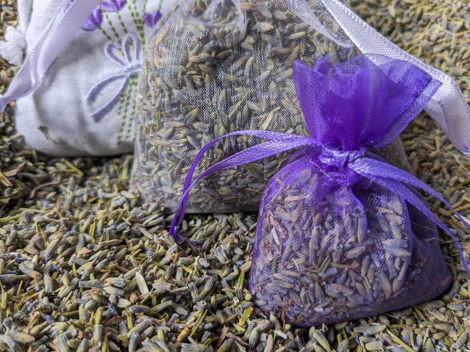 dried lavender grains loose fragrant