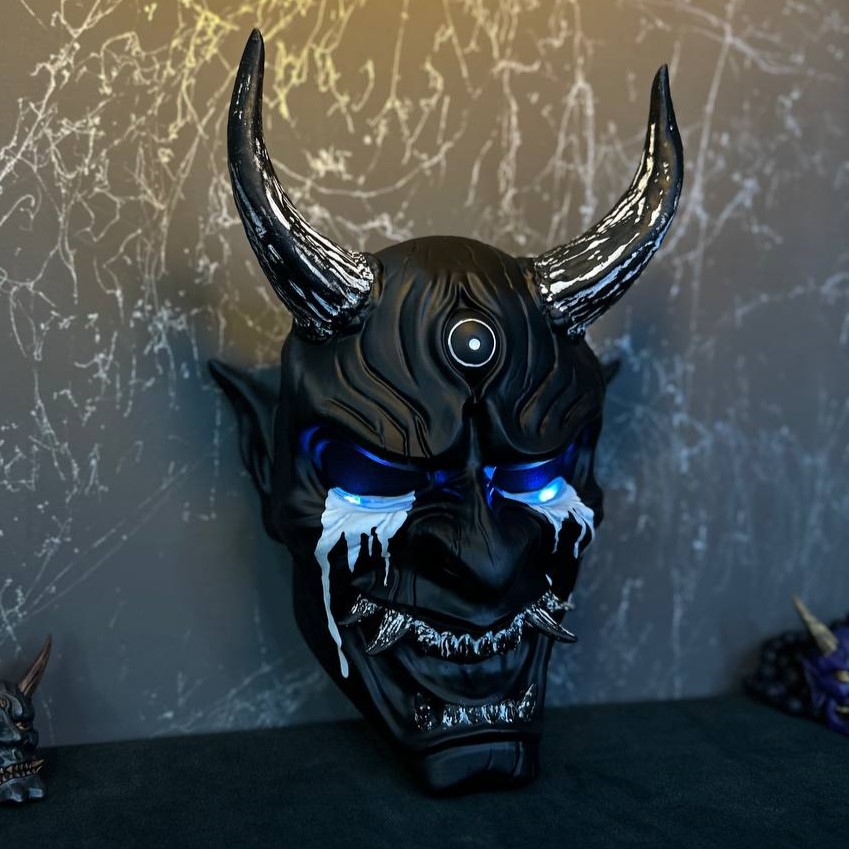 Japanese devil Oni cosplay mask