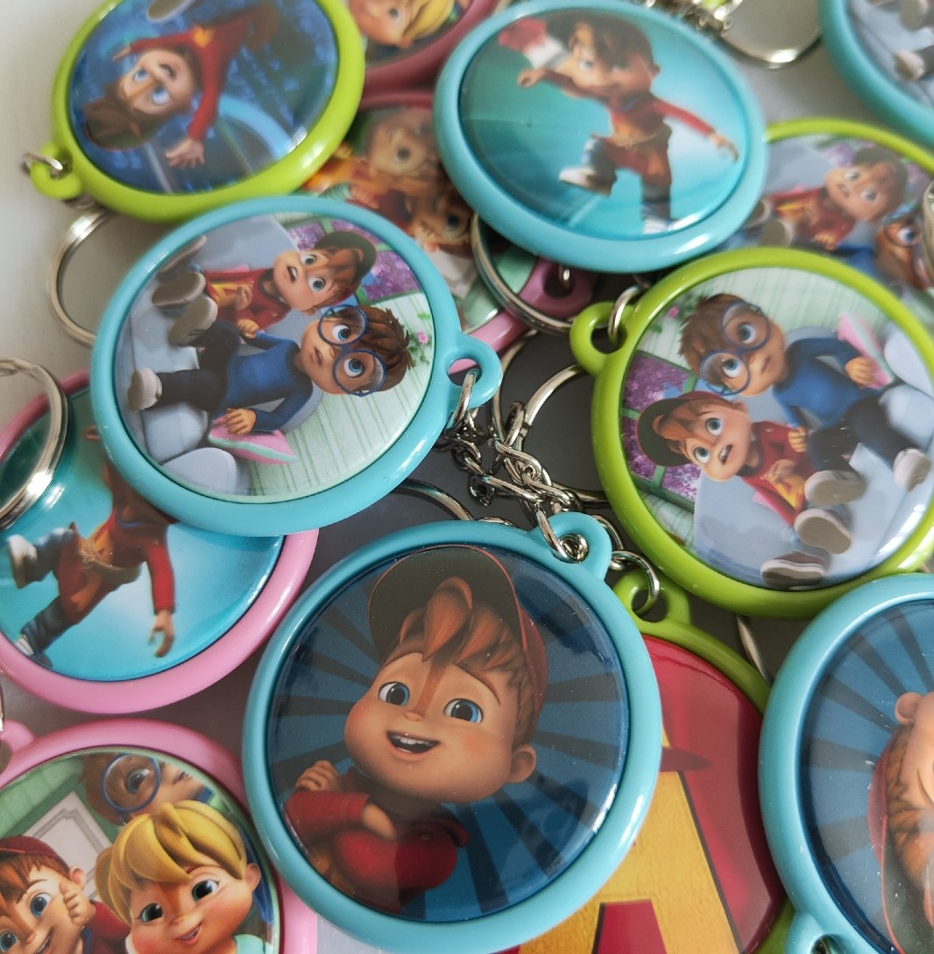 portachiavi personalizzabili regalini fine festa compleanno bambini alvin