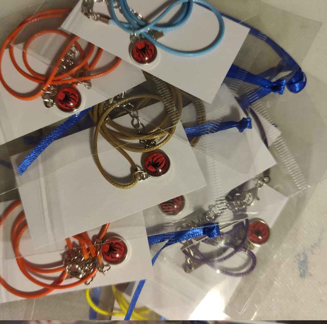 Collanine ciondolo cabochon personalizzabili regalini festa spiderman