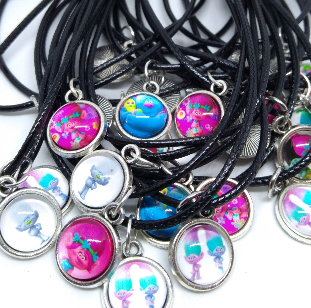Collanine ciondolo cabochon personalizzabili regalini festa trolls