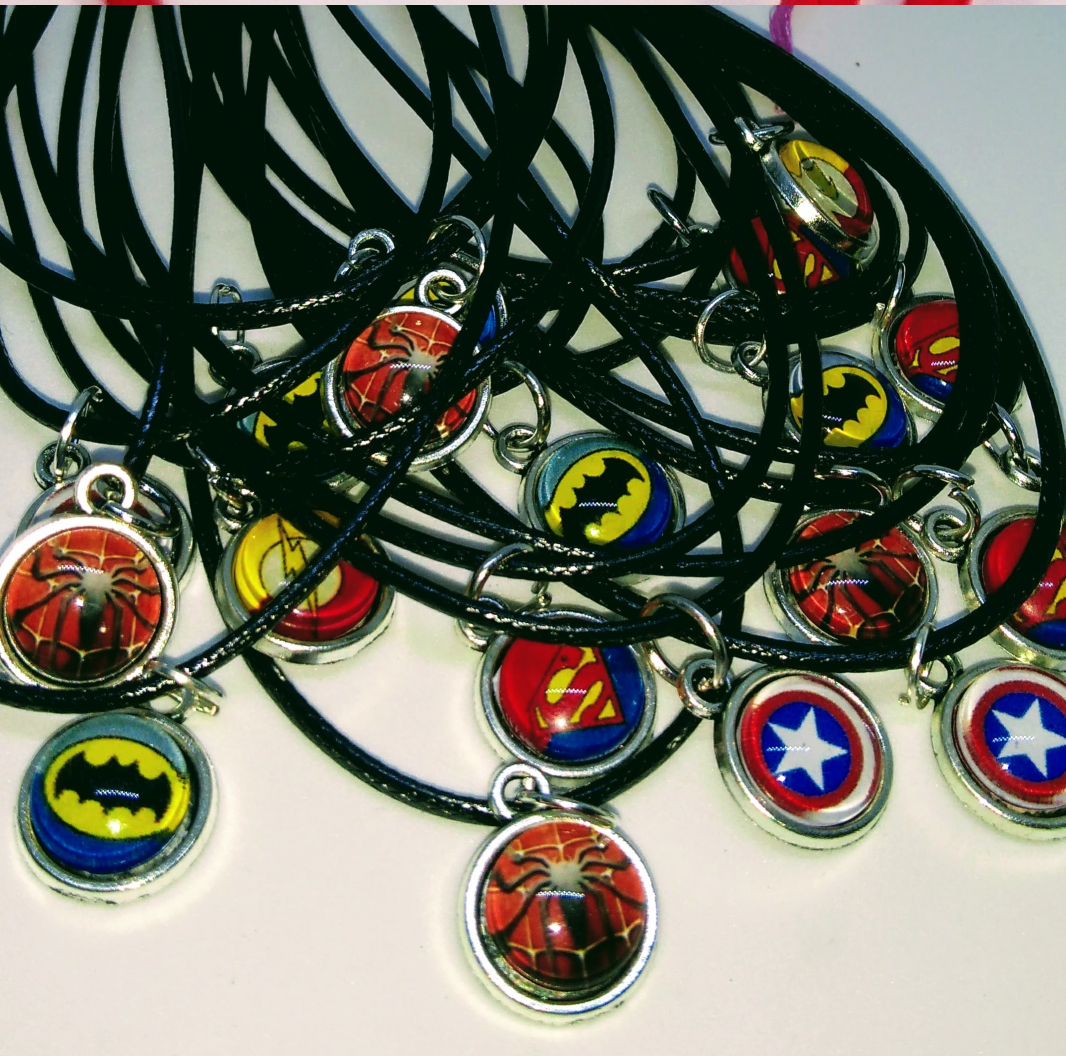 Collanine ciondolo cabochon personalizzabili regalini festa avengers