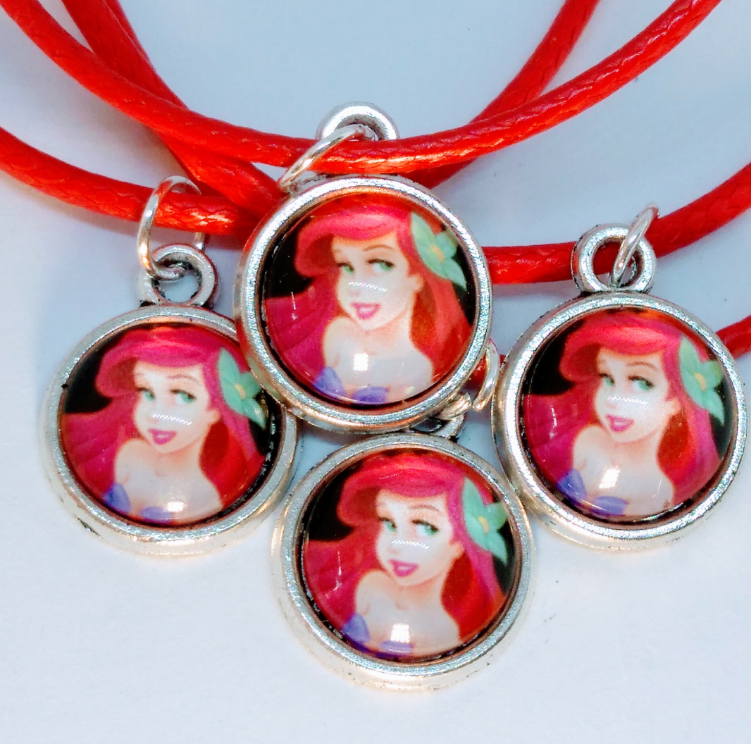 Collanine ciondolo cabochon personalizzabili regalini festa ariel la sirenetta