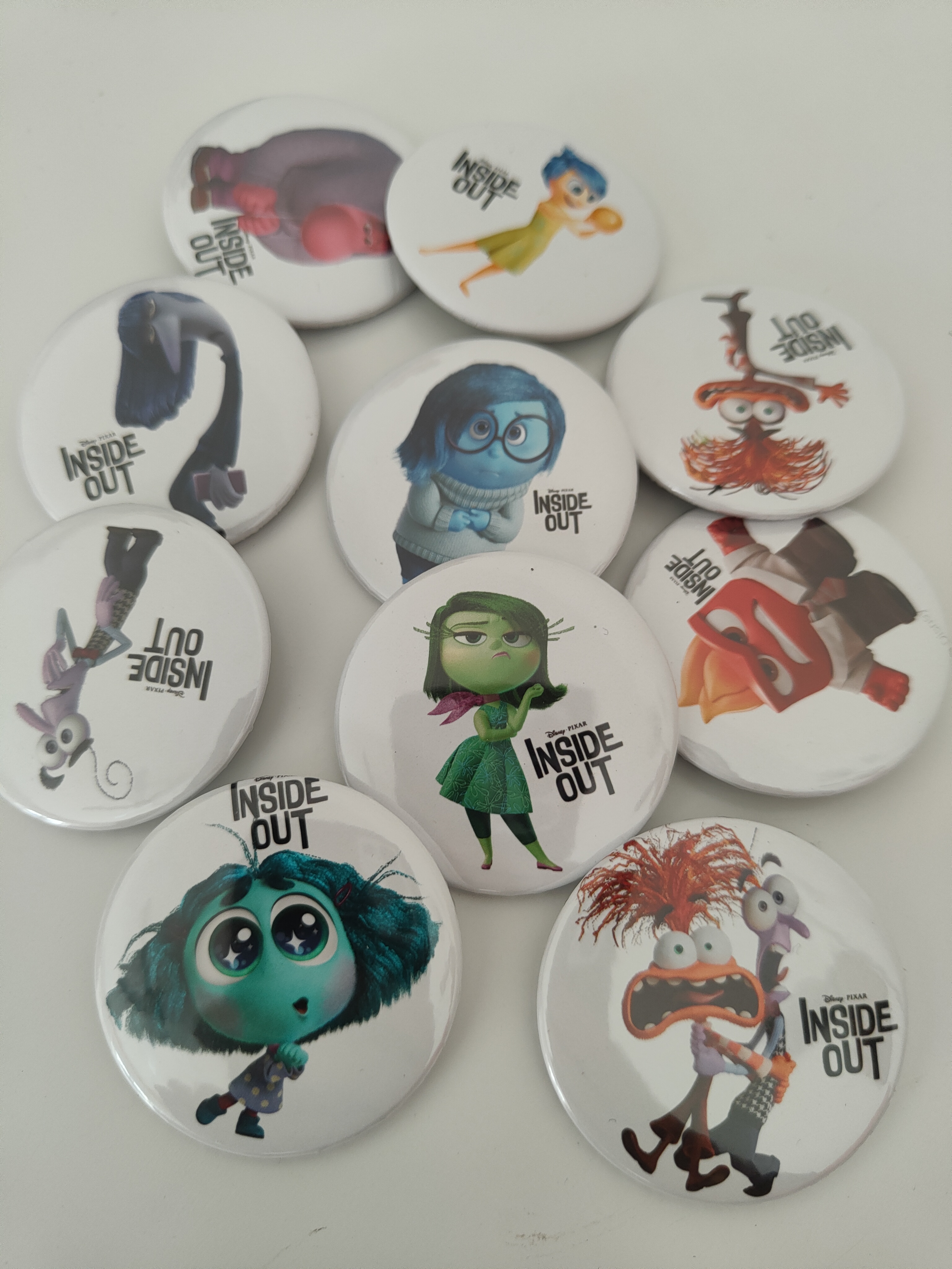 spille zaino scuola magneti frigo  inside out personalizzati gadget regalini fine festa compleanno