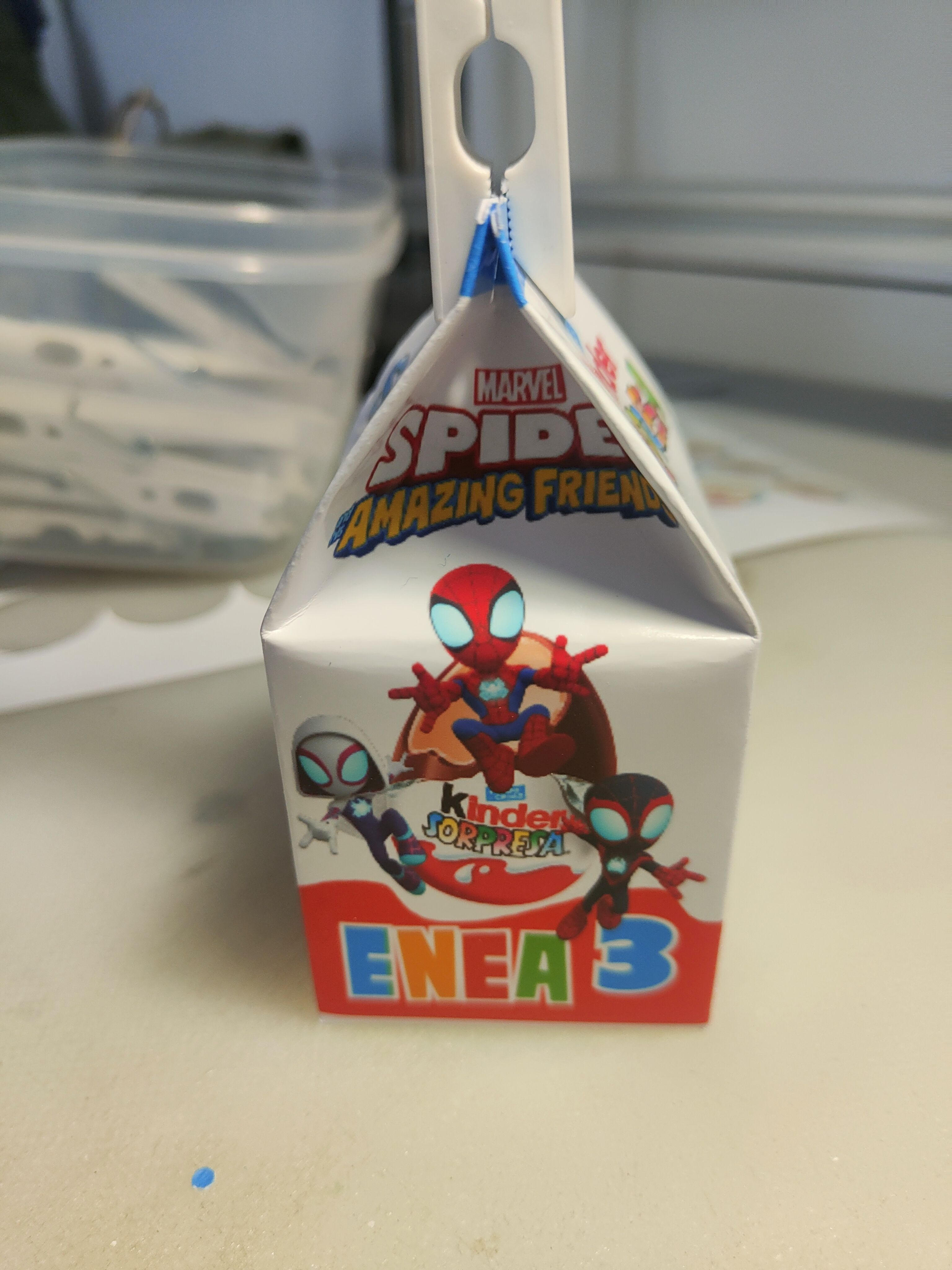 scatoline porta ovetto kinder personalizzata Spidey e i suoi amici (2)