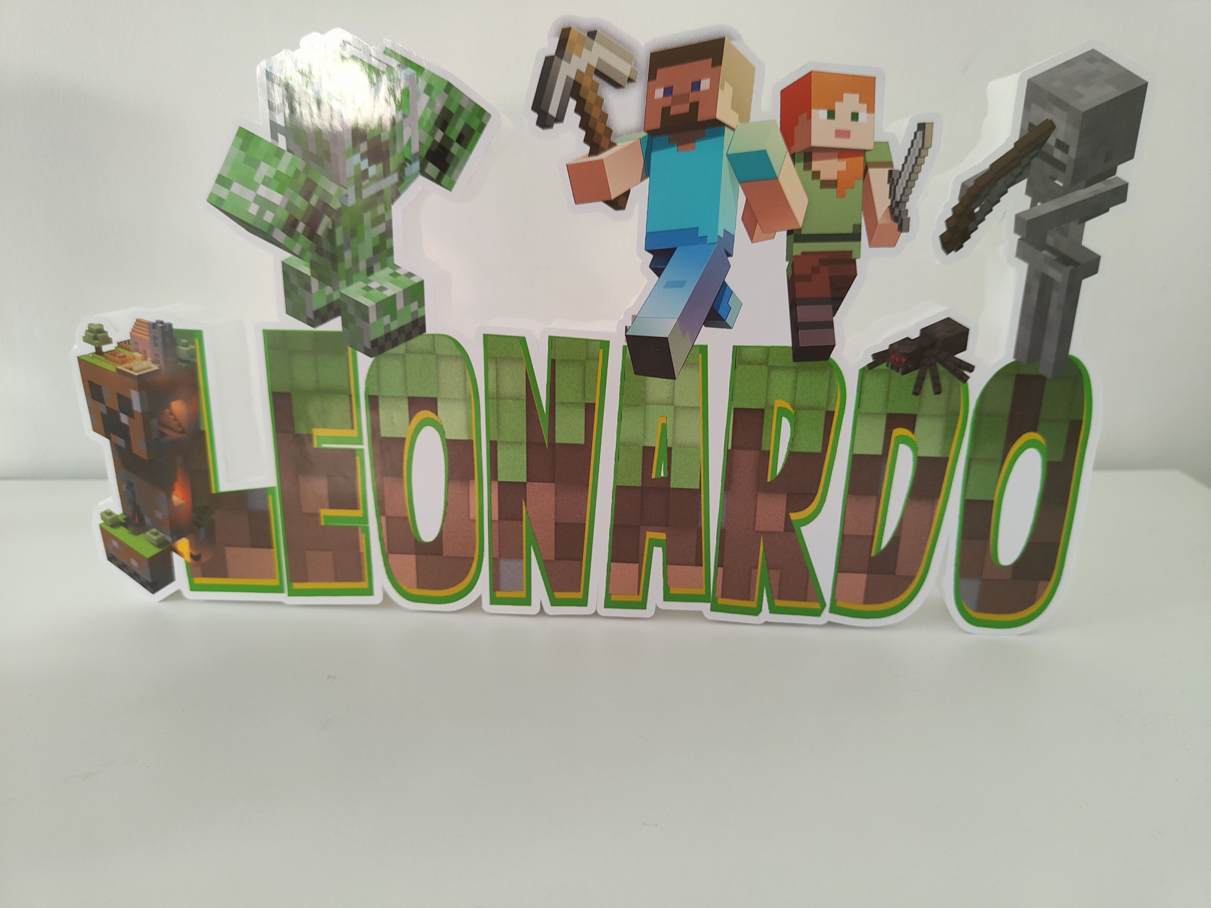 sagoma scritta nome in polistirolo personalizza centrotavolo festa compleanno Minecraft (2)