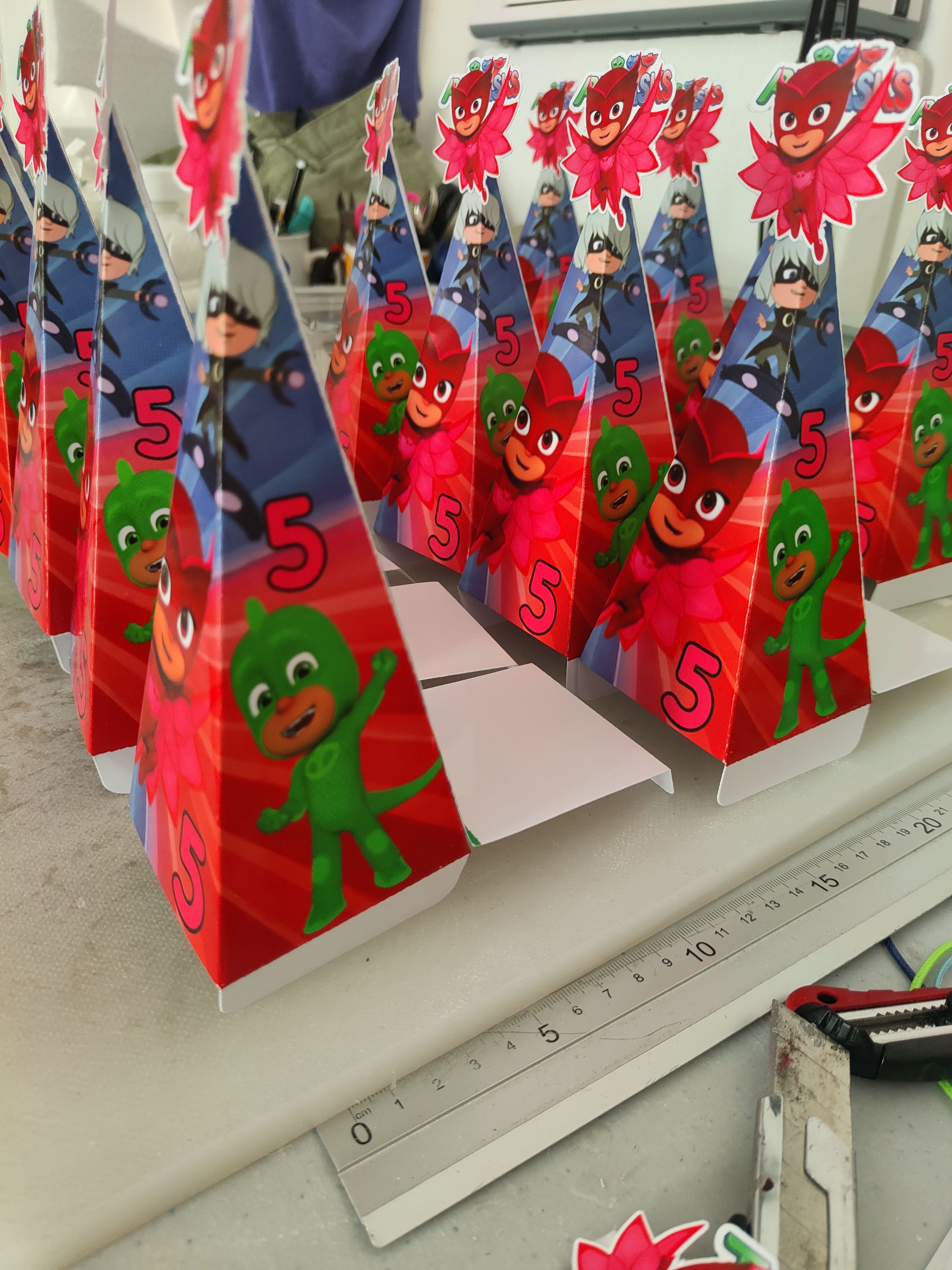 Scatolina Pj Masks piramide porta regalo confetti Bomboniere