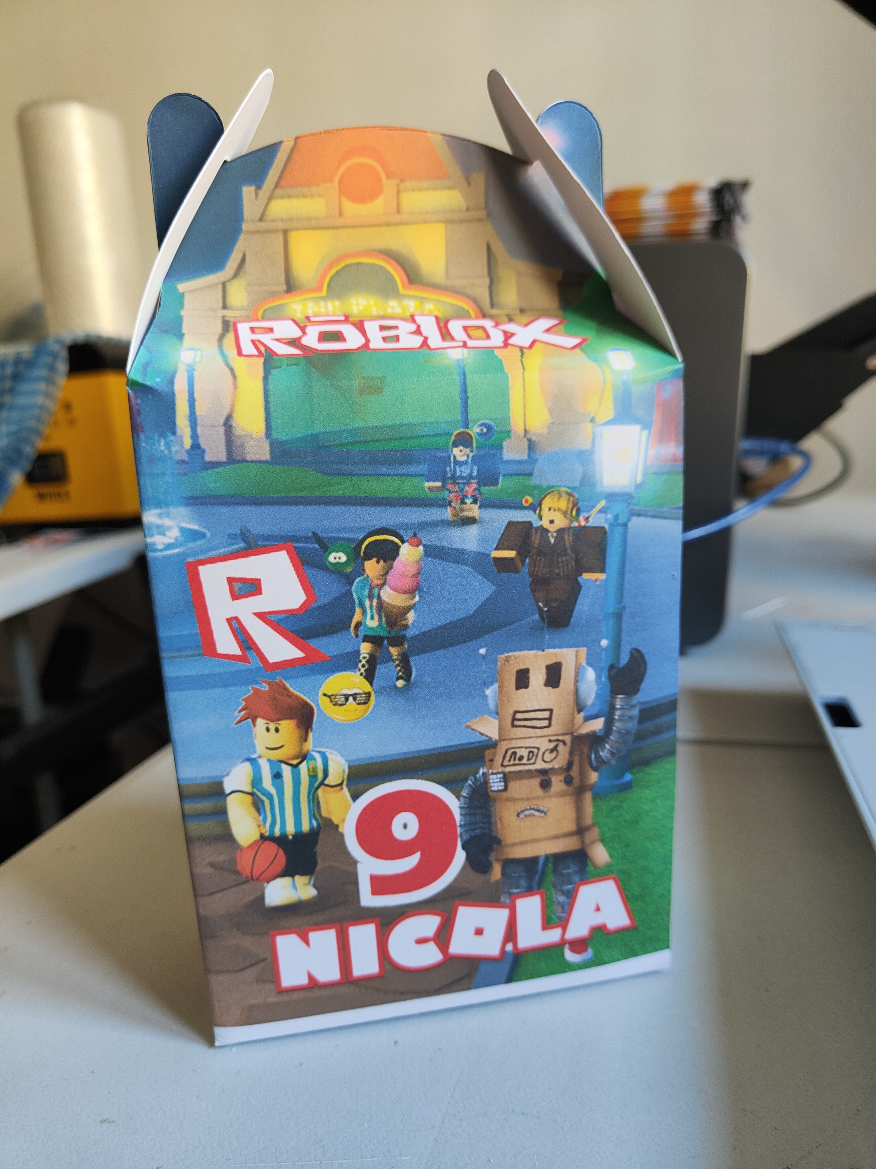 scatolina personalizzabile porta confetti bomboniera festa roblox