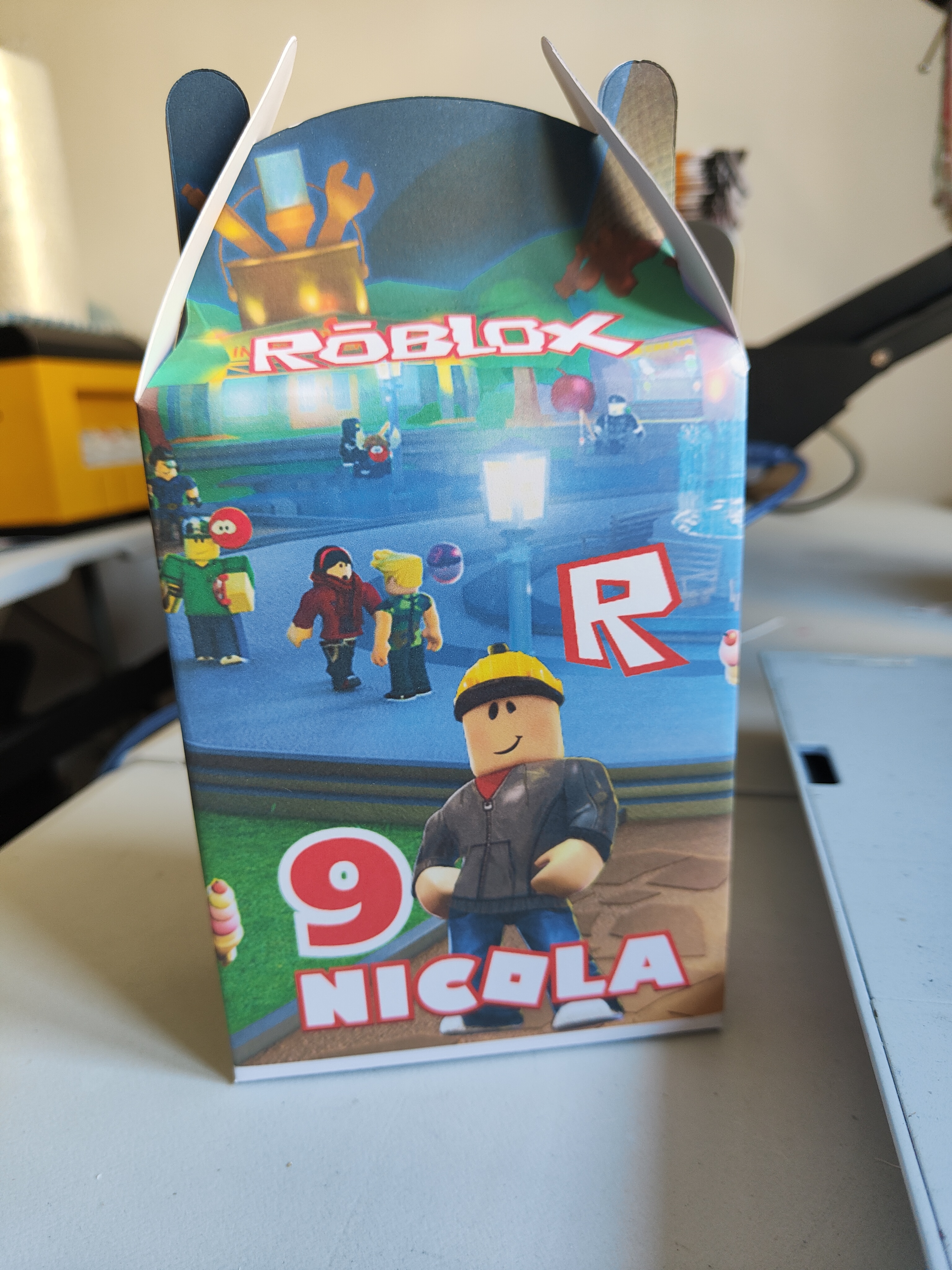 scatolina personalizzabile porta confetti bomboniera festa roblox
