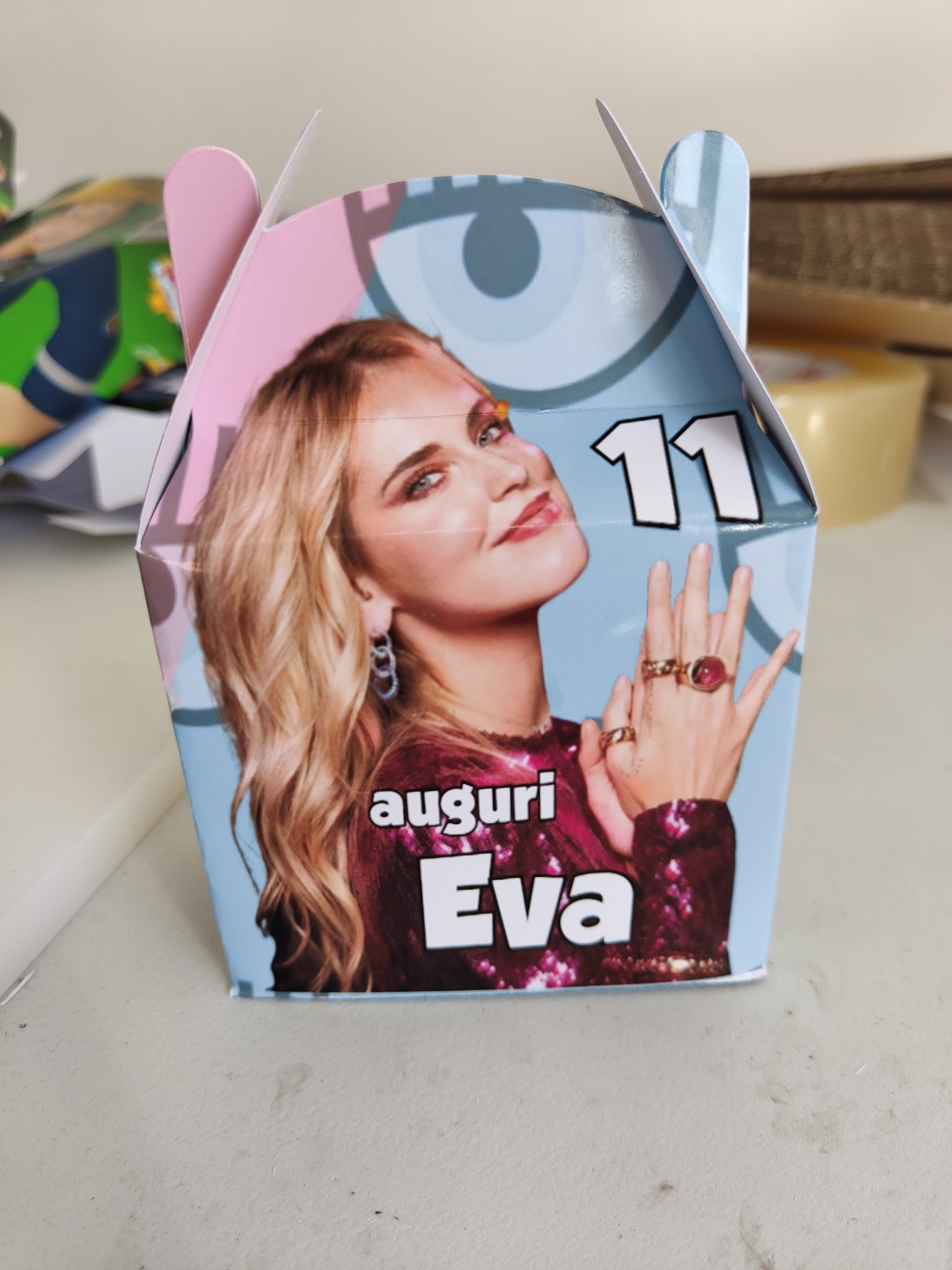 scatolina personalizzabile porta confetti bomboniera festa chiara ferragni