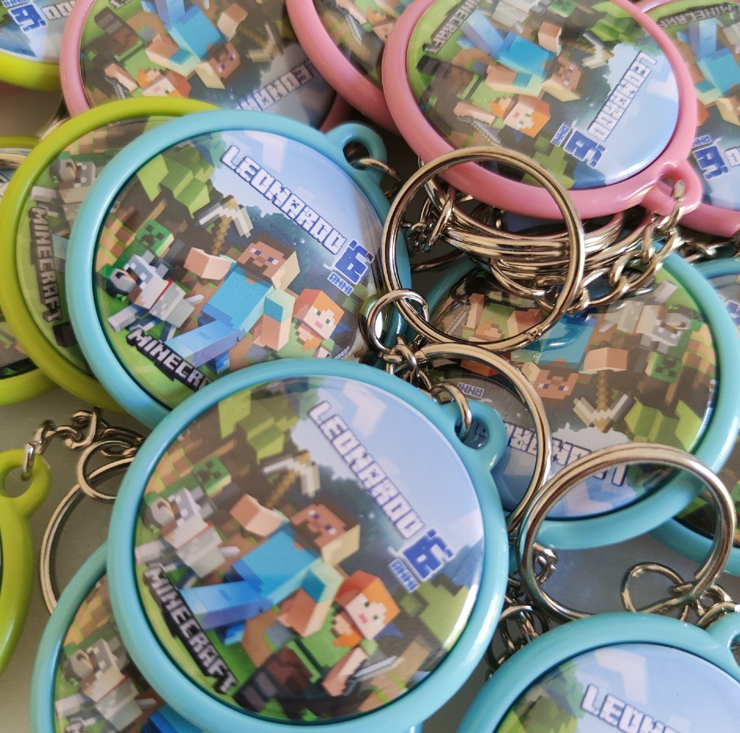 portachiavi zaino scuola personalizzati personalizzabili regalini fine festa compleanno a tema minecraft