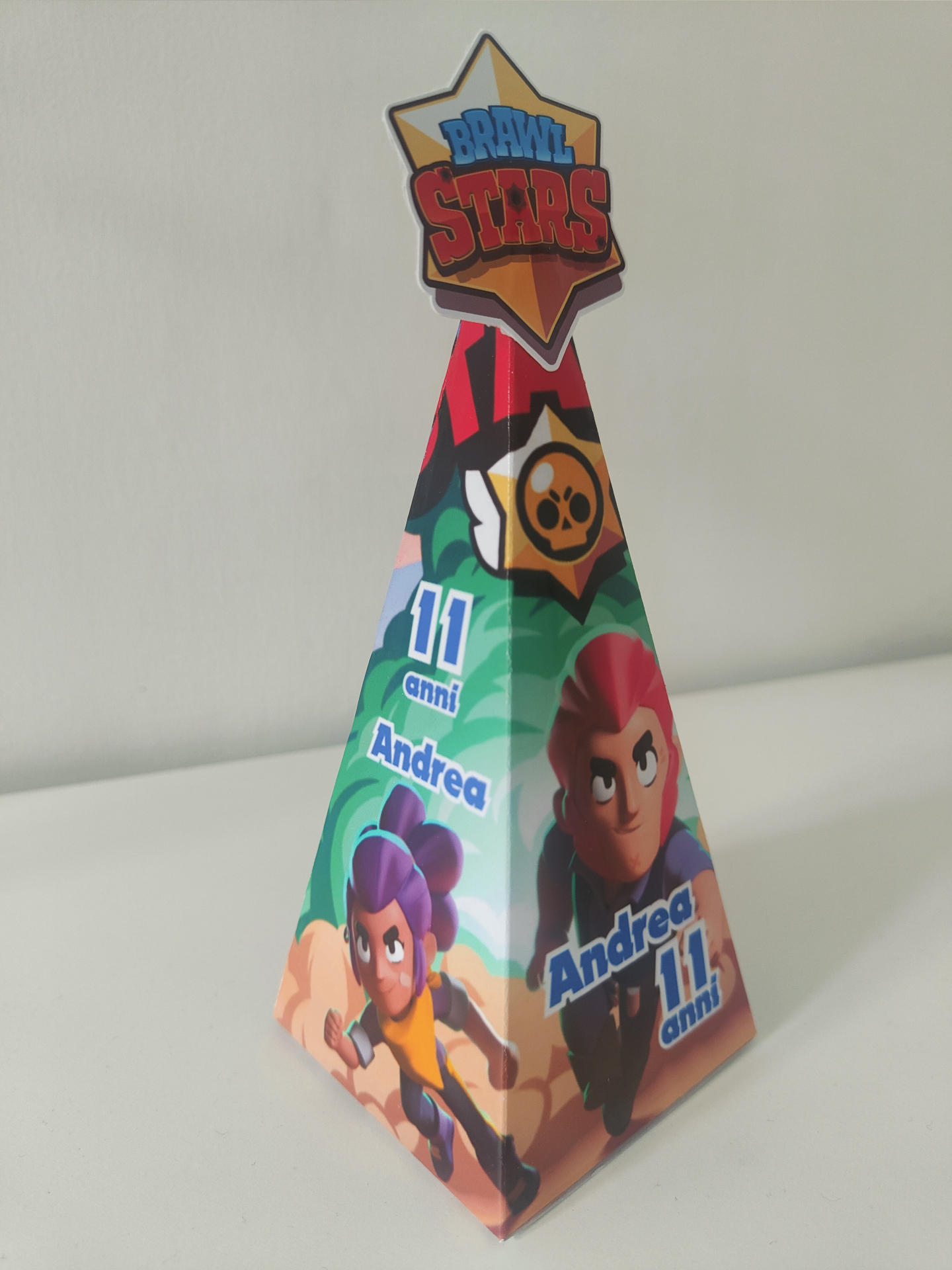 Scatola brawl stars personalizzata a piramide personalizzabili con nome e anni per confezione regalo porta confetti caramelle gadget da regalare a fine festa di compleanno a tutti i bambini