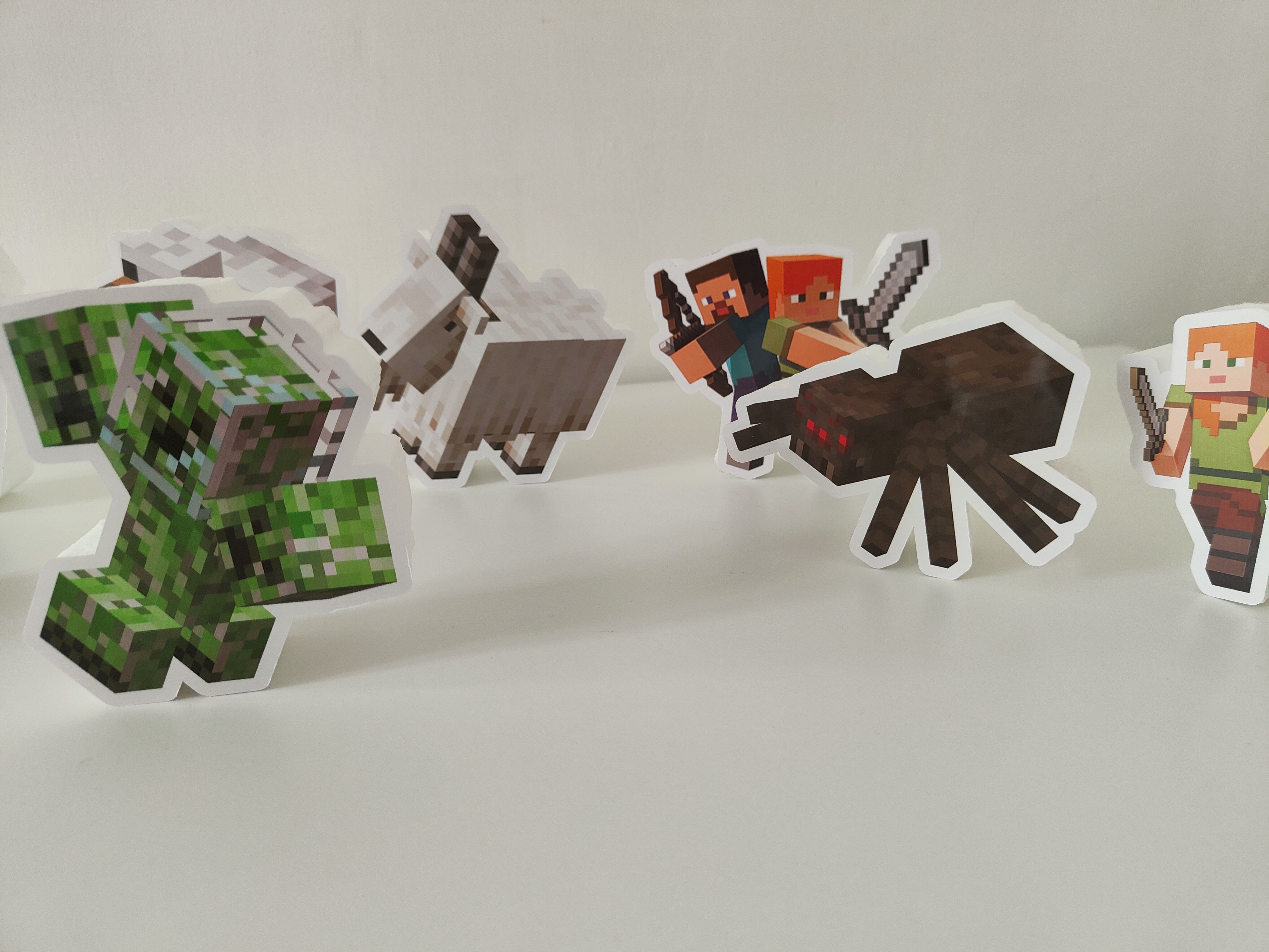 sagome personaggi piccole in polistirolo personalizza tavolo topper torta festa compleanno Minecraft (4)