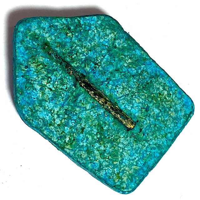 Left leaning 45 degree left image of the rear face of the amulet full frontal view