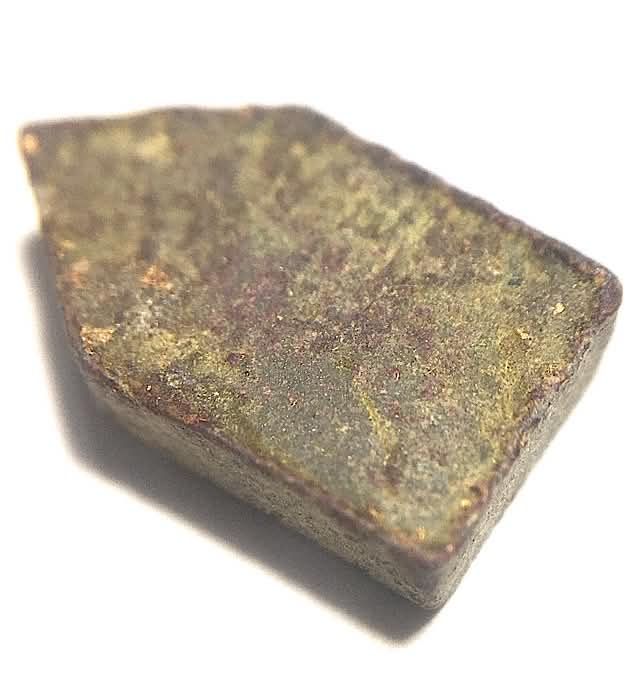 rear face of the Pra Khun Phaen amulet of Luang Phu Gaew Wat Laharn Rai