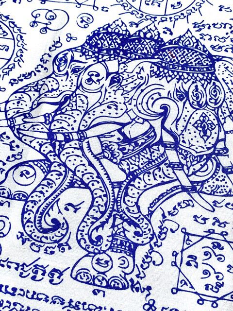 Pha Yant-Paya Chang Chadtr close up