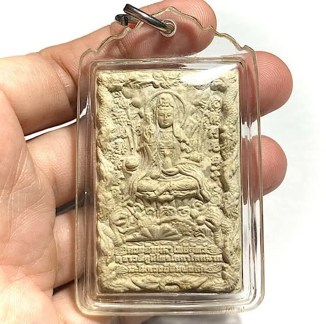 Jao Mae Kwan Yin Amulet Ajarn Hmom held in hand for size detail comparison