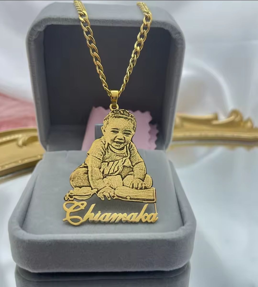 Customized Jewelry Jamaica – Name & Photo Necklaces