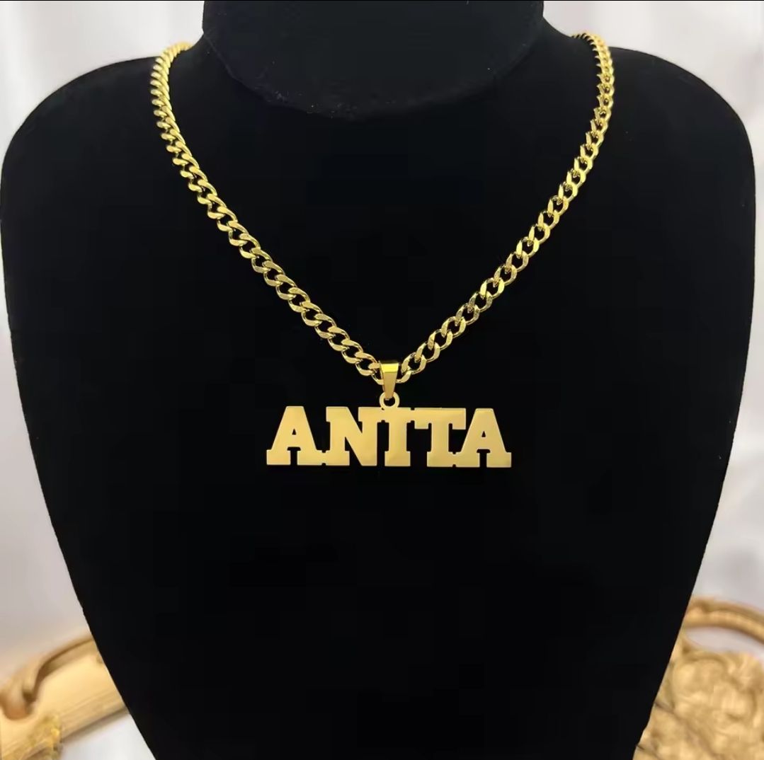 Custom gold name necklace with Cuban chain, personalized pendant jewelry for men and women in Jamaica, gift-ready box.