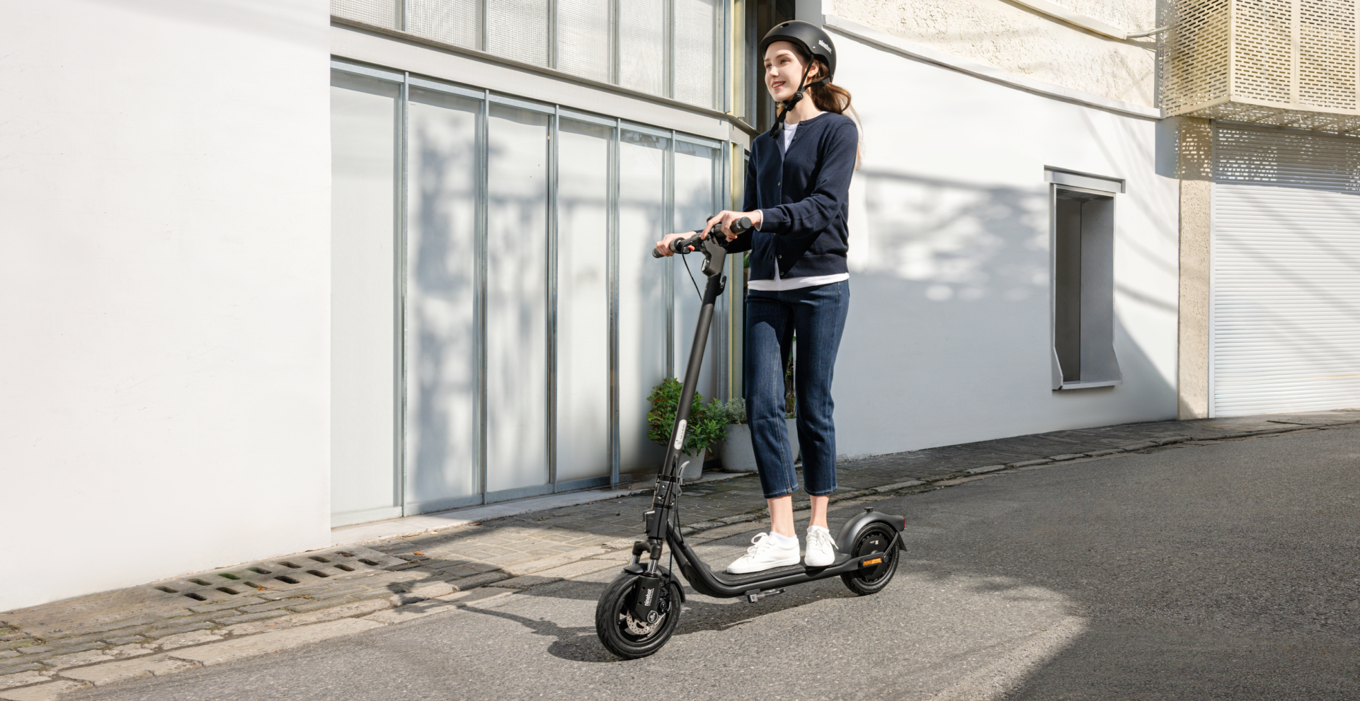 Ninebot ekickscooter F2 E 2